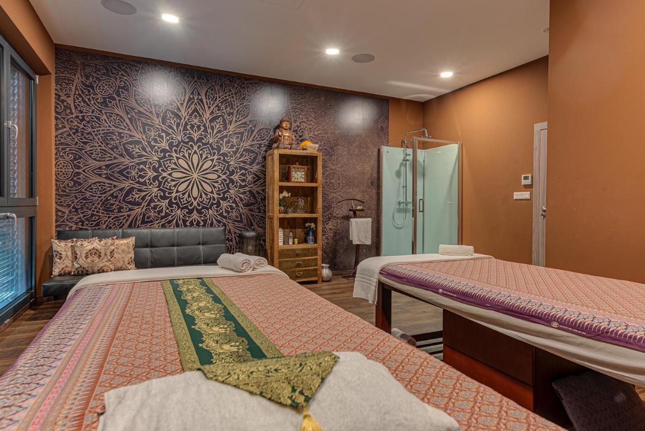 Barok Hotel And Apartments ブラチスラヴァ エクステリア 写真