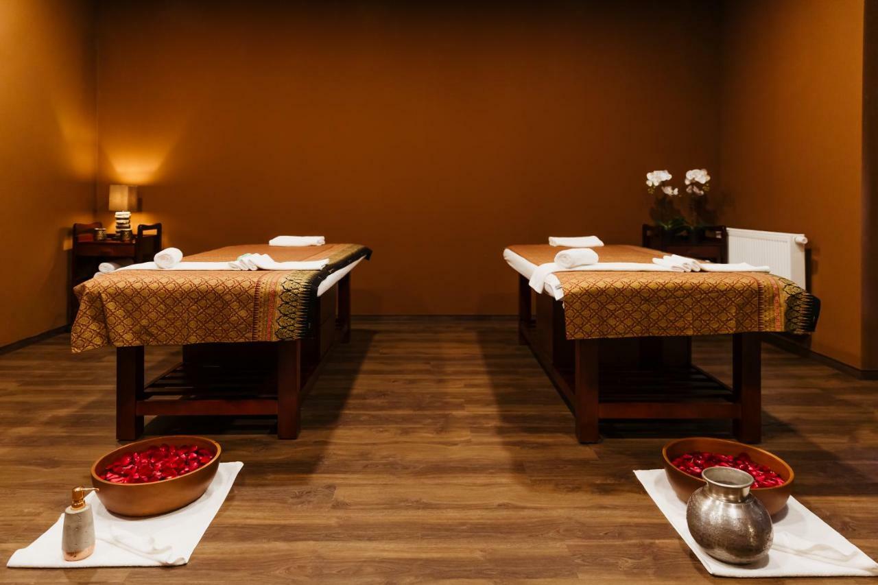 Barok Hotel And Apartments ブラチスラヴァ エクステリア 写真